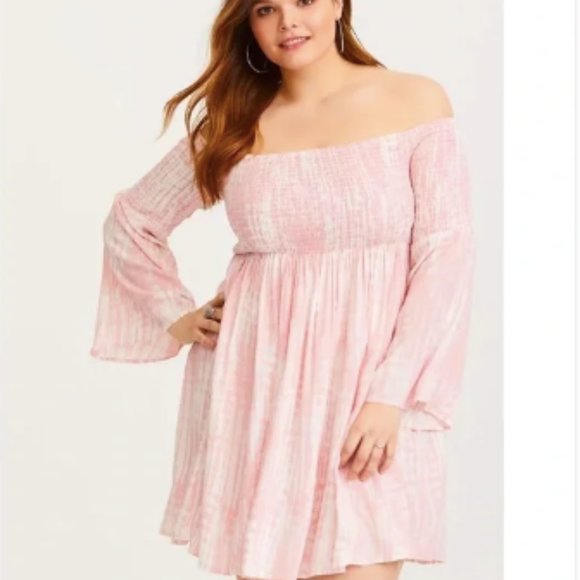torrid Dresses & Skirts - NWT Torrid Smocked Tie Dye Dress‎ Boho Flutter Sleeve Dream Pink Plus 1X